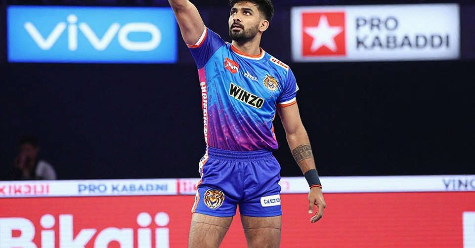 कीमत का पर्चा और रेड की असली कीमत: कबड्डी के ट्रांसफर मार्केट में गलत नंबर का गणित